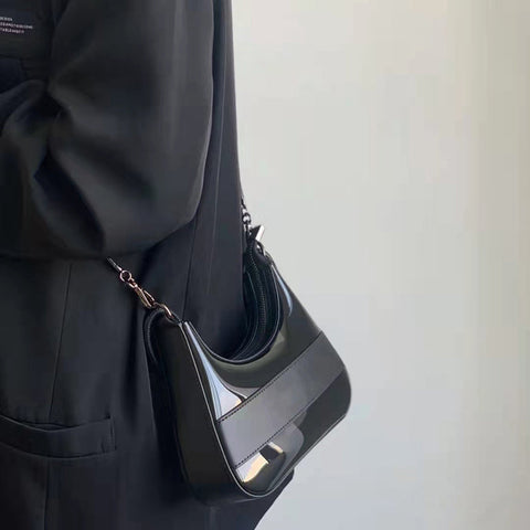 Beyprern back to school  Hanna Black Patent Leather Handbag