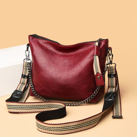 Designer PU Leather Shoulder Bags For Women 2021 Chain High Capacity Handbags Travel Luxury Hand Bag Female Large Shoulder Bag