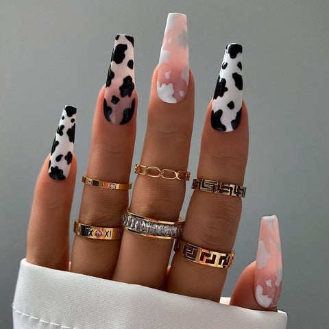 Graduation gifts 24Pcs Personality Painted Animal Pattern Cow Pattern Leopard Printed Wearable False Nails Fake Nails With Glue And Wearing Tools