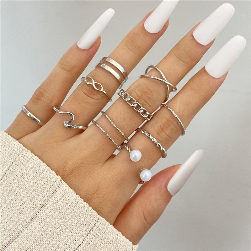 17KM Vintage Waves Cross Chain Rings Set For Women Punk Poker Infinity Flower Heart Finger Rings 2021 Trend Jewelry Party