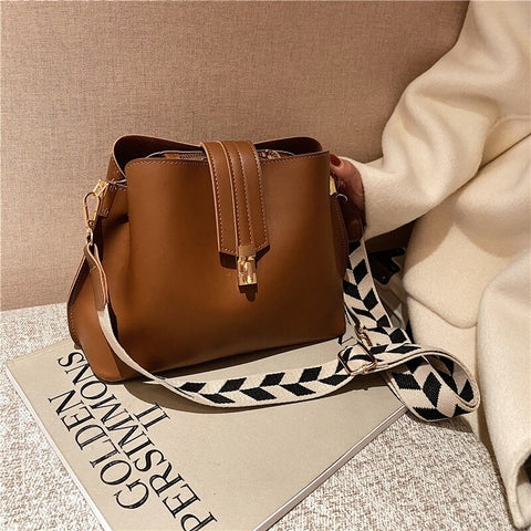 Women Vintage Crossbody Bag Soft PU Leather Large Capacity Bucket Bag Luxury Designer Fashion Lady Luxury Shoulder Bag Handbags