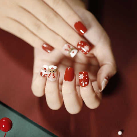 Christmas gifts Short Fake Nails Christmas Red Coffin Nails Reusable Stick-On-Nails Acrylic Full Cover Square False Nail Tips For Child Nail Art