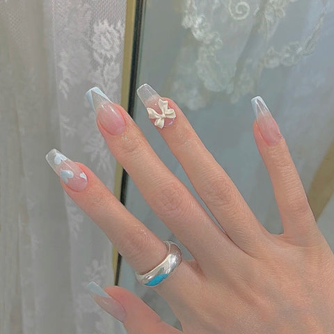 White Heart Fake Nails with Designs Gradient Rhinestone Pearl Coffin Artificial Nails Tips Bow Long Ballerina False Nail Z1348