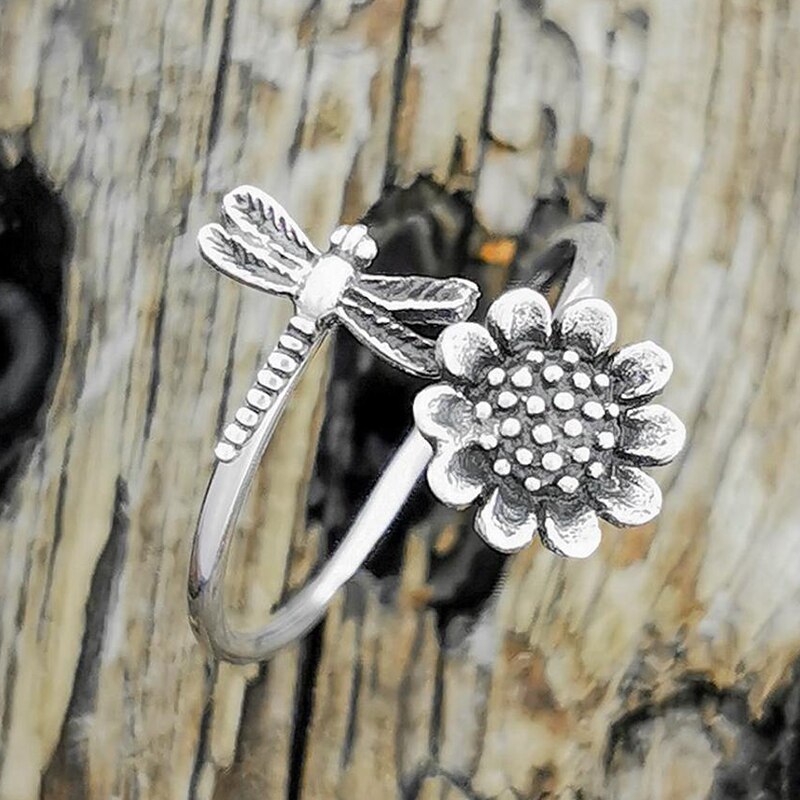 Vintage Animal Opening Ring For Women Daisy Flower Lotus Hummingbird Bee Branches Adjustable Rings Female Statement Jewelry Gift