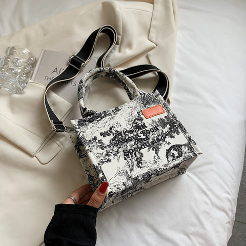 New Casual Printing Embroidery Small Canvas Handbag for Women 2022 Winter Trends Crossbody Shoulder Bag Lady Totes Designer