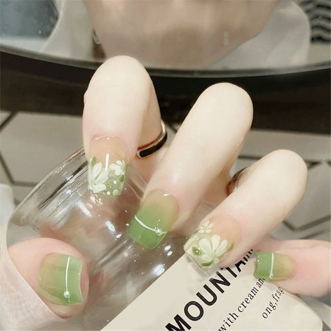 24pcs Light Green Mid-length Ballet Wearable Fake Nails press on Fresh Suitable Girl Woman Summer Decoration Fingernail tips
