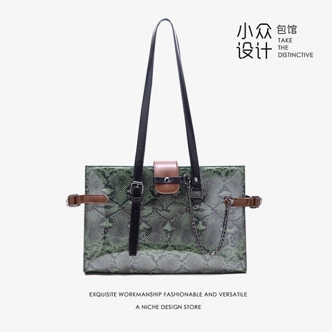 Luxury design PVC personalized snake chain Tote Bag retro long handle large capacity leisure shoulder bag