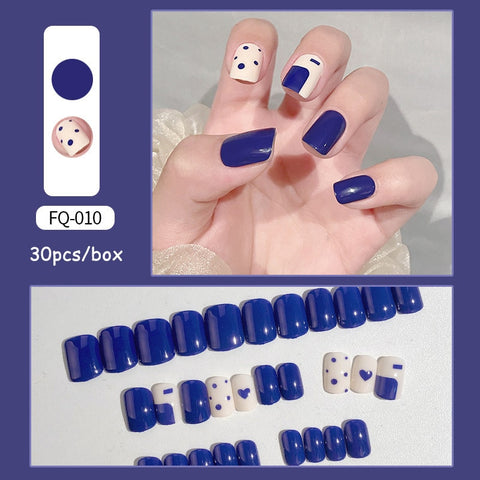 30pcs Short Square Fake Nails Soft Wearable Detachable Lattice Heart Shaped False Nails Full Cover Fake Nails with Jelly Glue